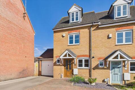3 bedroom end of terrace house for sale