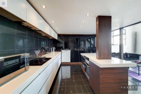 3 bedroom apartment for sale