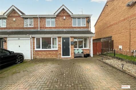 4 bedroom semi-detached house for sale