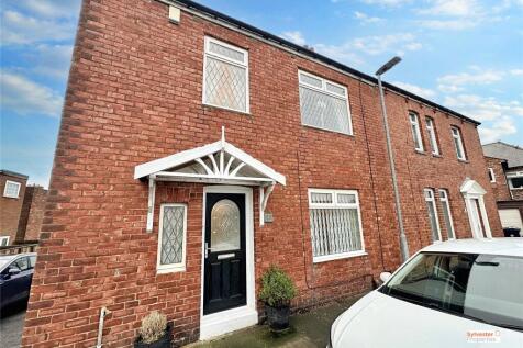 Hillside Place, Low Fell, Gateshead, NE9 3 bed semi
