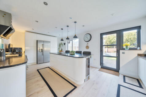 Hamelin Road, Gillingham, ME7 4 bed detached house for sale