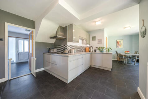 Norfield Road, Dartford, DA2 5 bed semi