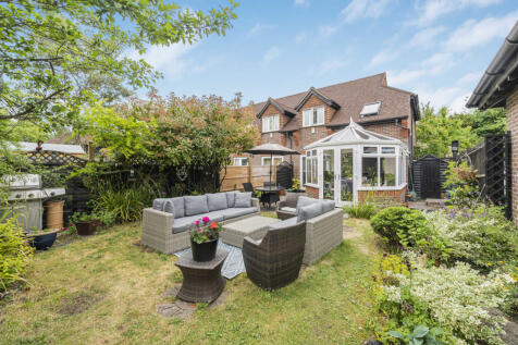 Glovers Close, Kent, TN16 3 bed end of terrace house for sale