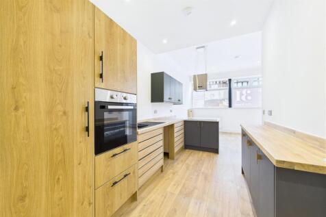 Garden Flat immediate to Clevedon... 2 bed flat for sale