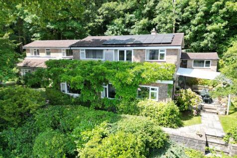 Hillside setting enjoying views... 5 bed detached house for sale