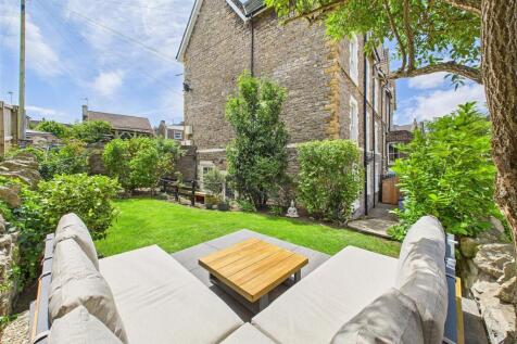 Garden apartment close to Clevedon... 2 bed apartment for sale