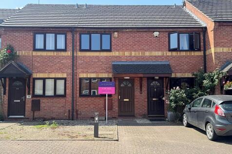 Castle Court, Kenilworth 2 bed terraced house for sale
