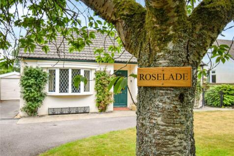 3 bedroom detached bungalow for sale