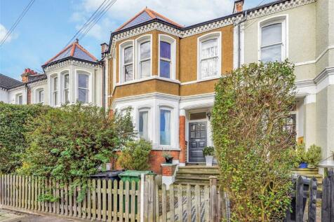 Harborough Road, London SW16 2 bed maisonette for sale