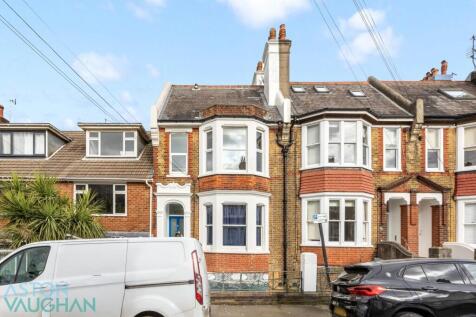 Compton Road, Brighton BN1 2 bed maisonette for sale