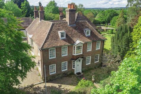 8 bedroom detached house for sale