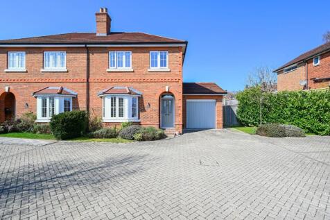 4 bedroom semi-detached house for sale