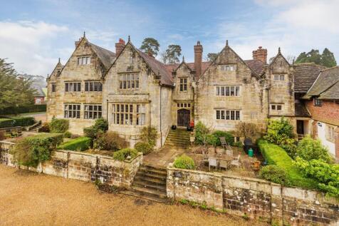 5 bedroom house for sale