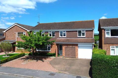 Lawn Road, Taunton TA2 5 bed detached house for sale