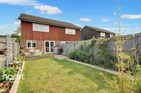Studlands Park Avenue, Newmarket 2 bed semi
