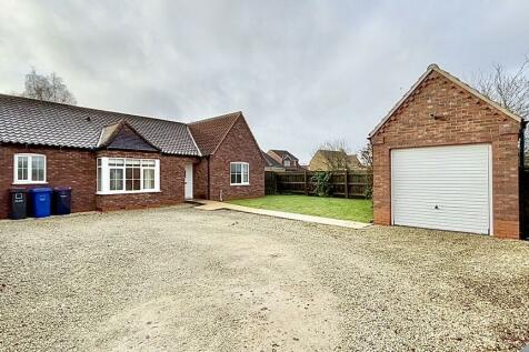 3 bedroom detached bungalow for sale