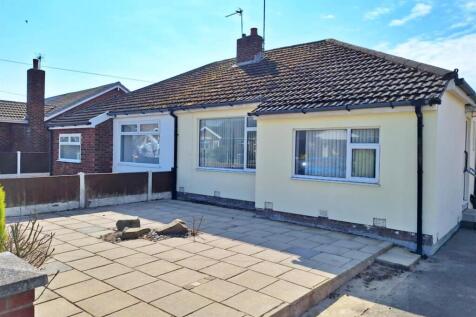 2 bedroom semi-detached bungalow for sale