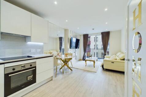 Henry Strong Road, Harrow, HA1 1 bed apartment for sale