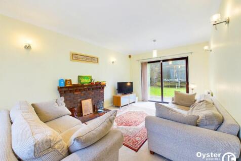 Uxbridge Road, Harrow, HA3 4 bed detached house for sale
