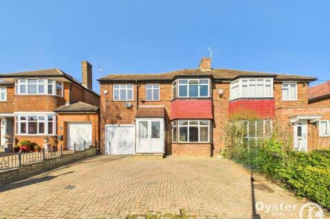 Hartland Drive, Edgware, HA8 4 bed semi