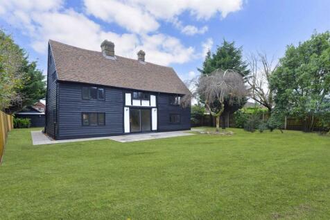 Horsham Road, Cranleigh 4 bed detached house for sale