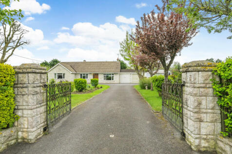 Taunton Road, Ashcott, TA7 4 bed detached bungalow for sale