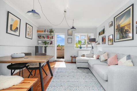 Hughes Mansion, Vallance Road... 2 bed apartment for sale