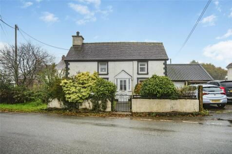 2 bedroom detached house for sale