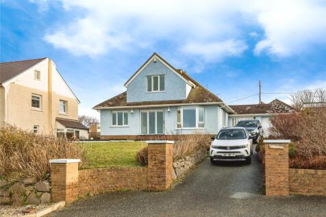 4 bedroom bungalow for sale