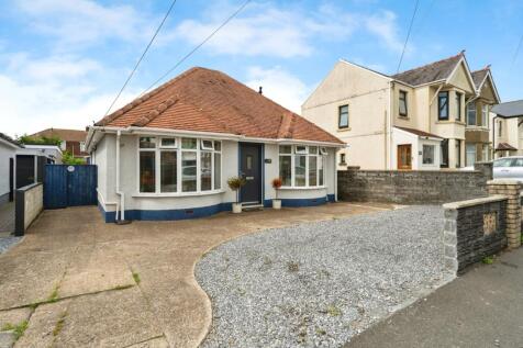3 bedroom bungalow for sale