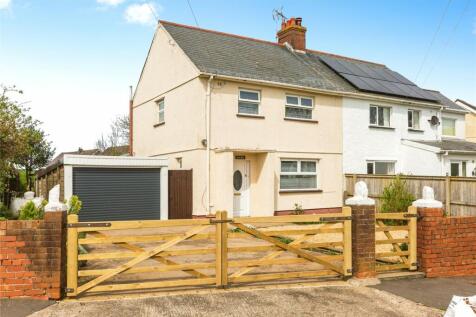 3 bedroom semi-detached house for sale