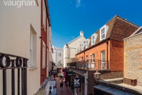 Dukes Lane, Brighton, East Sussex, BN1 2 bed maisonette for sale