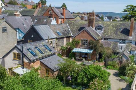 23 High Street, SY9 5BE 5 bed townhouse for sale