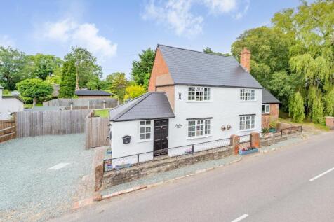 3 bedroom cottage for sale