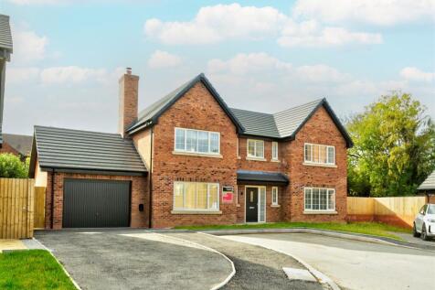 Whittington Road, Gobowen, Nr Oswestry. 4 bed house for sale