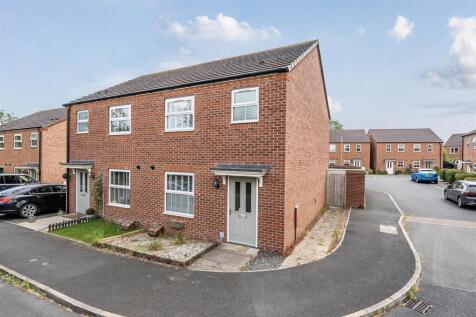 Oakley Meadow, Wem. 3 bed house for sale