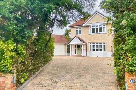 6 bedroom detached house for sale