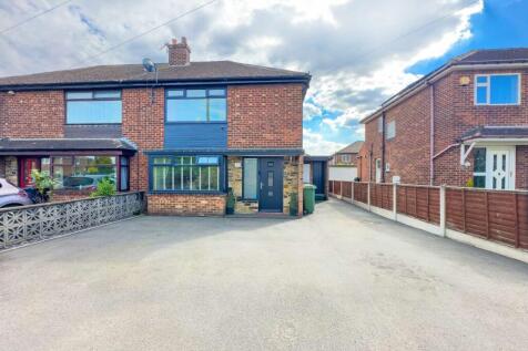 3 bedroom semi-detached house for sale