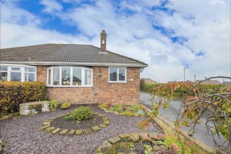 2 bedroom semi-detached bungalow for sale