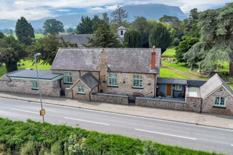 Llandrinio, Llanymynech 4 bed detached bungalow for sale