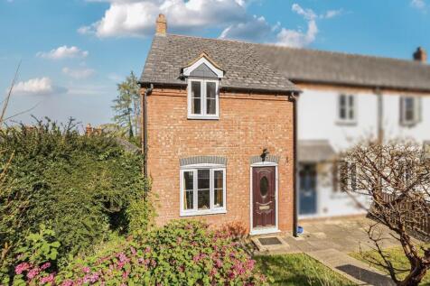 Manor House Close, Montgomery 2 bed house for sale