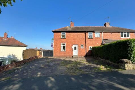 Francis Road, Wollaston, Stourbridge... 3 bed semi