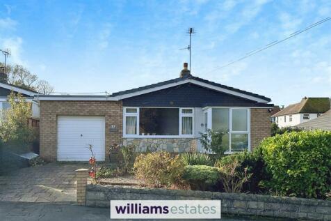 2 bedroom detached bungalow for sale