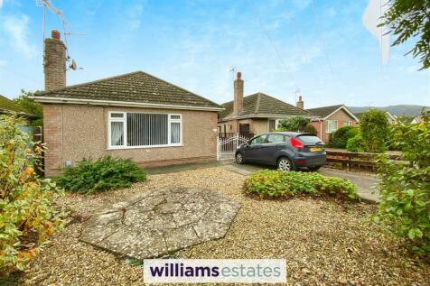 2 bedroom detached bungalow for sale