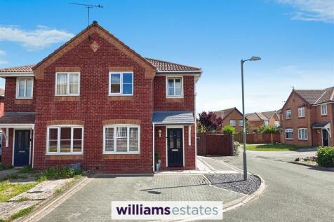 3 bedroom semi-detached house for sale