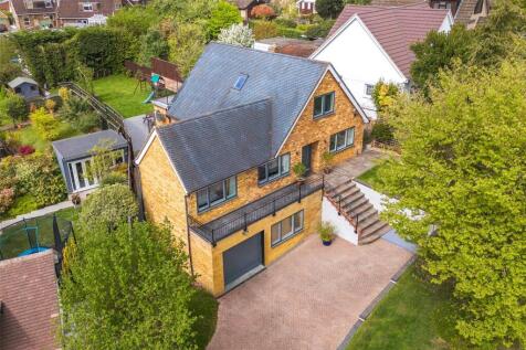 New Road, Buckinghamshire SL7 4 bed detached house for sale