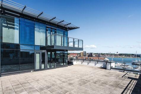 Ocean Way, Southampton, Hampshire 2 bed duplex for sale