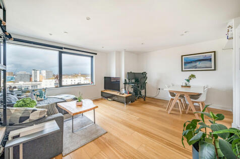 Ocean Way, Southampton, Hampshire 1 bed apartment for sale