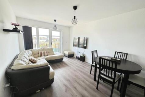 Thomas Blake Avenue, Southampton... 2 bed apartment for sale