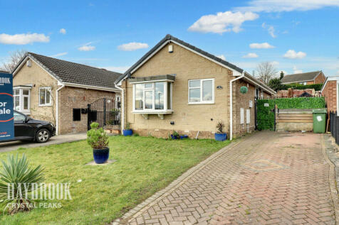 2 bedroom detached bungalow for sale